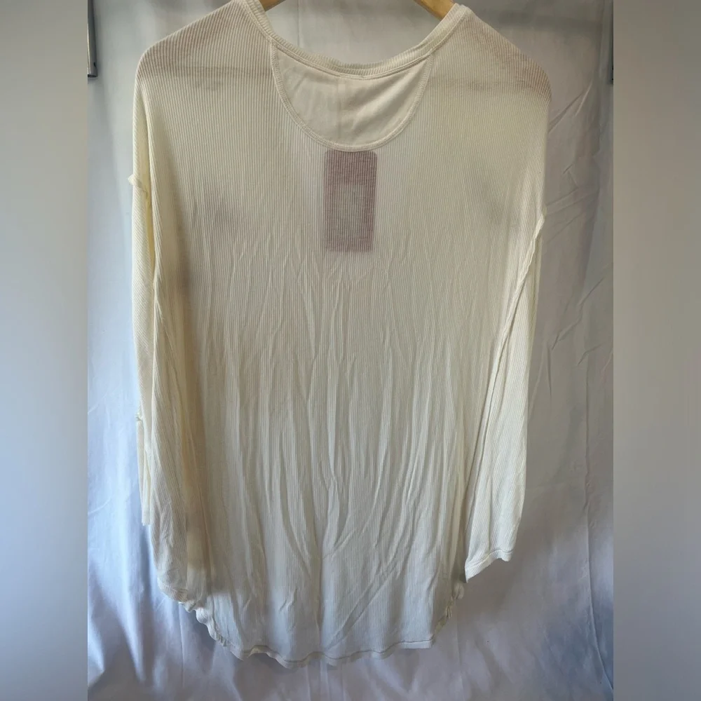 NWT Free People Golden Gate Tee, White, Medium; slouchy white long-sleeve tee